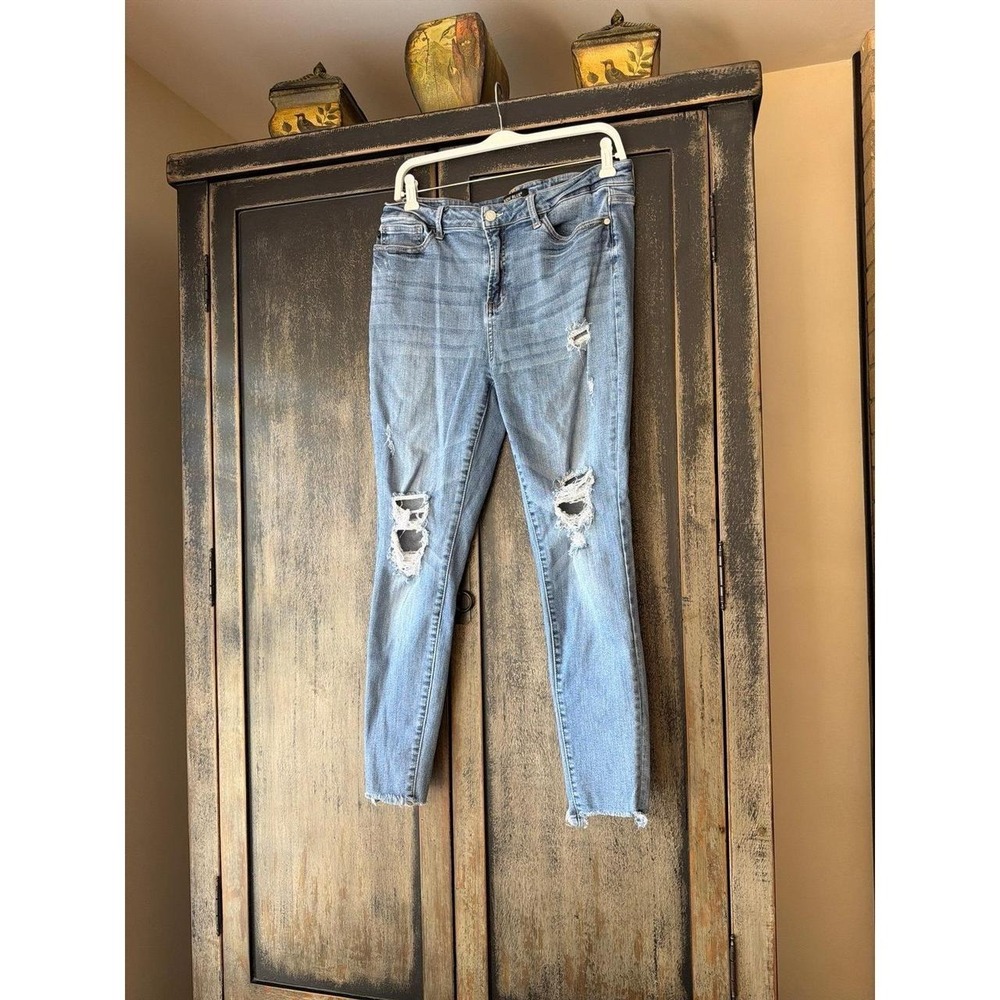 Judy blue distressed jeans women's 13